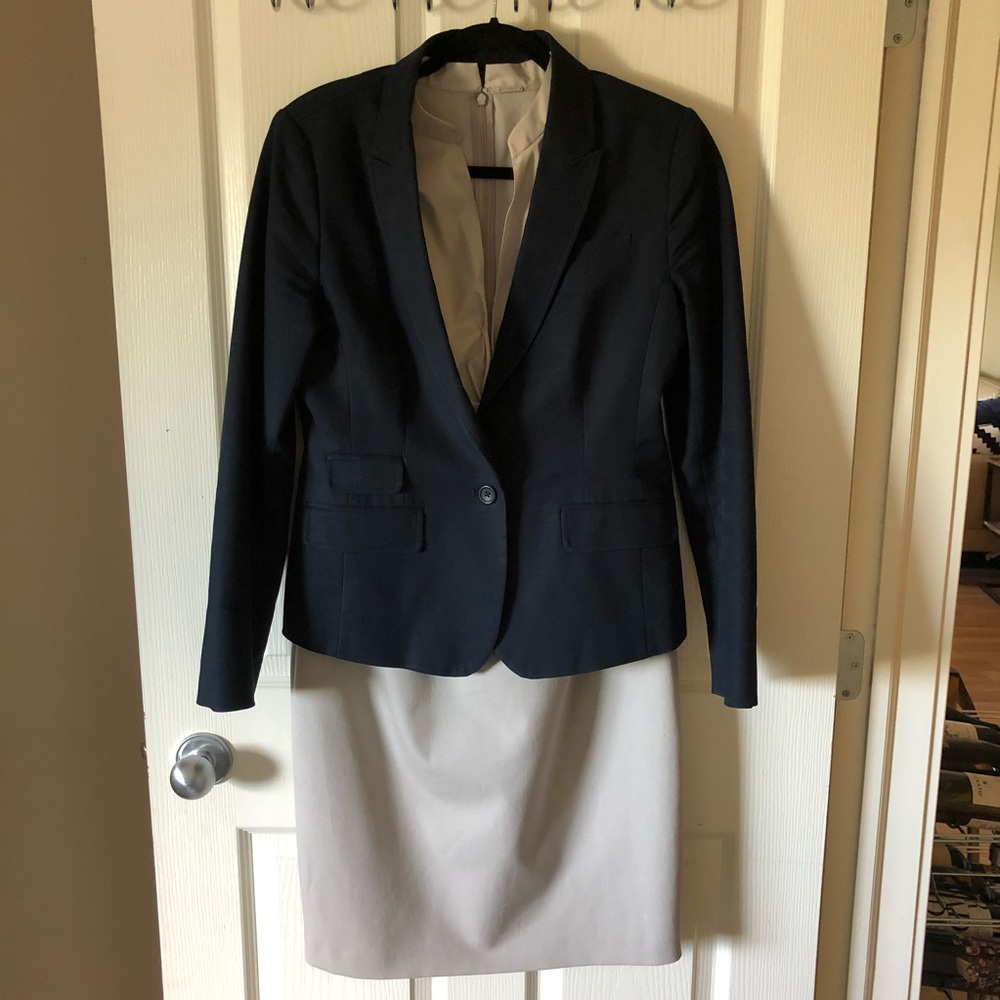 Elie Tahari beige dress. - Picture 5 of 5